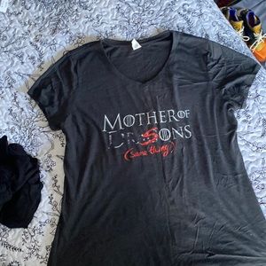 Game of thrones Mom T-shirt